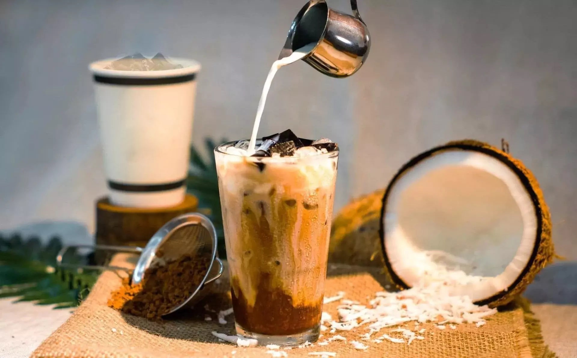 Cách làm cà phê cốt dừa thơm ngon